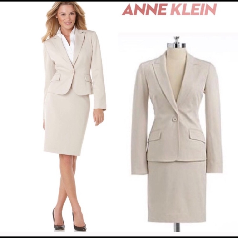 Anne Klein skirt suit